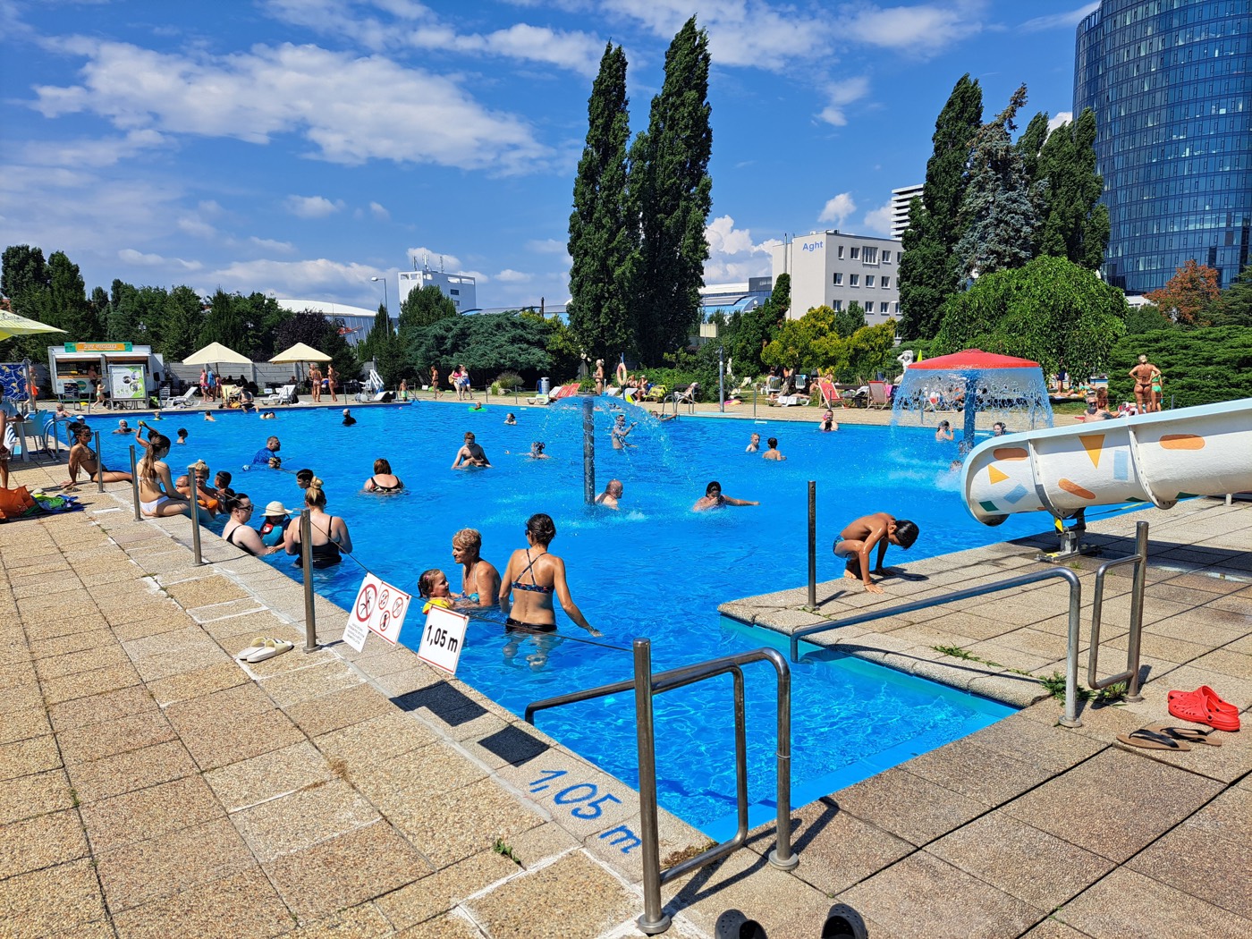 Mestské kúpalisko Tehelné pole – kúpalisko v Bratislave (Nové Mesto)